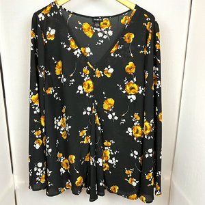 Torrid Bell-Sleeved Black Gold Floral Georgette Blouse Size 2 (2X 18-20)‎